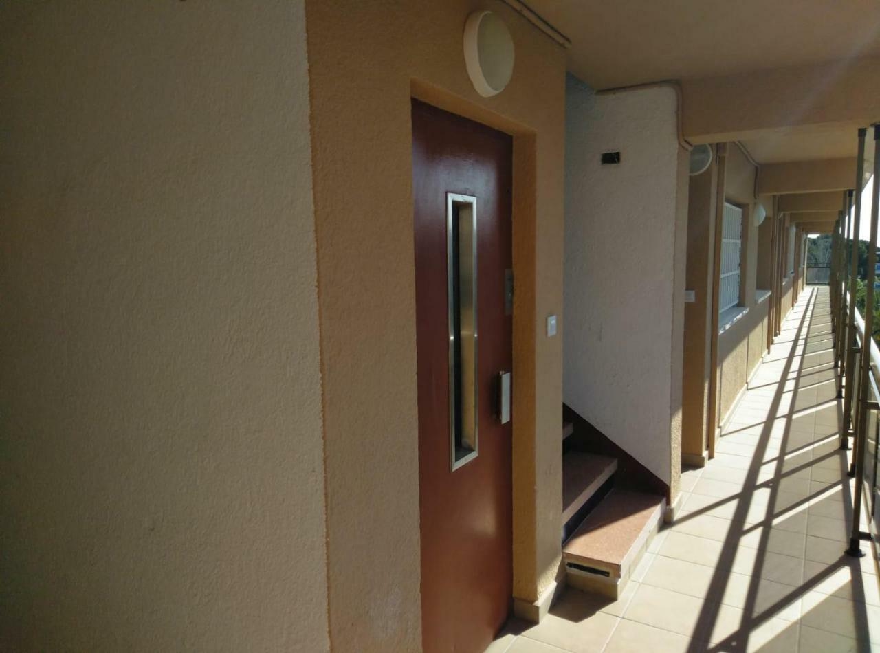 Bsb Surf&Beach Apartment ซาลอว์ ภายนอก รูปภาพ