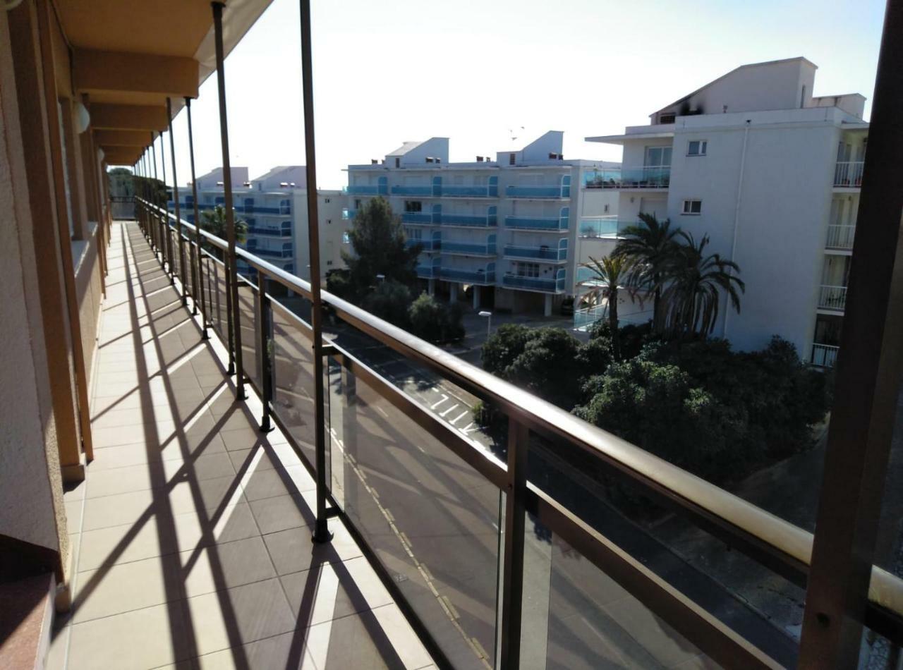 Bsb Surf&Beach Apartment ซาลอว์ ภายนอก รูปภาพ